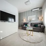 Lux Garden Luxury Апартаменты *