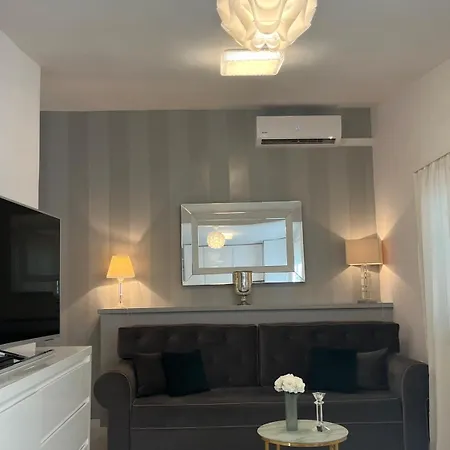 Lux Garden Luxury