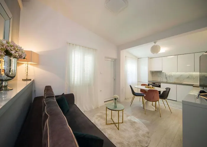 Lux Garden Luxury * 스플리트