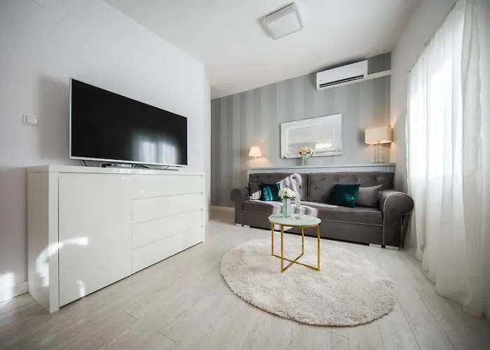 Lux Garden Luxury 아파트 *